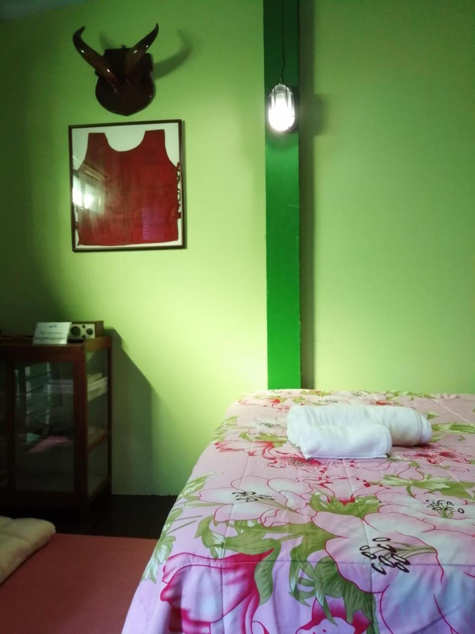Baan Tepa Boutique House Bed & Breakfast Bangkok Bagian luar foto