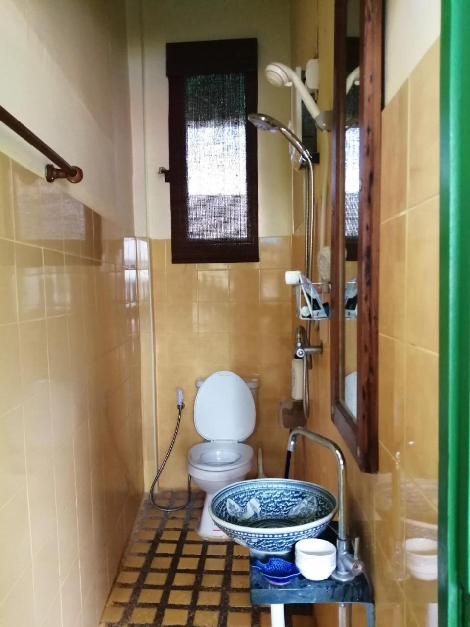 Baan Tepa Boutique House Bed & Breakfast Bangkok Bagian luar foto