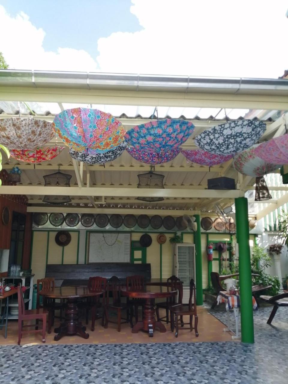 Baan Tepa Boutique House Bed & Breakfast Bangkok Bagian luar foto