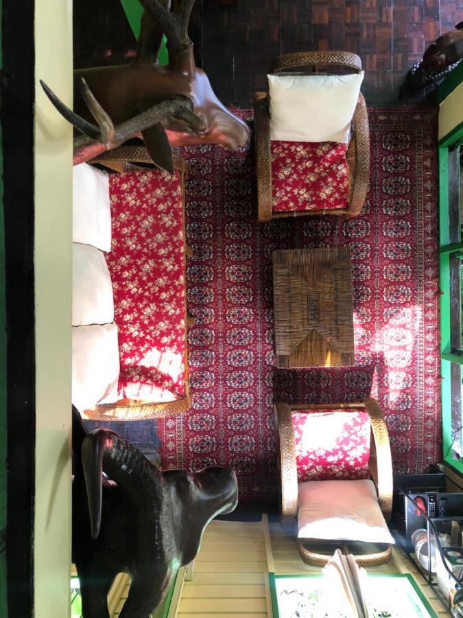 Baan Tepa Boutique House Bed & Breakfast Bangkok Bagian luar foto